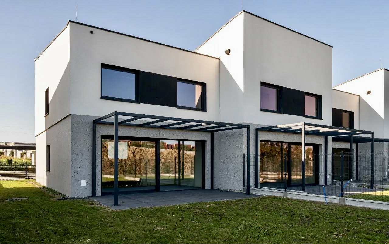 NOWOCZESNY ENERGOOSZCZĘDNY DOM